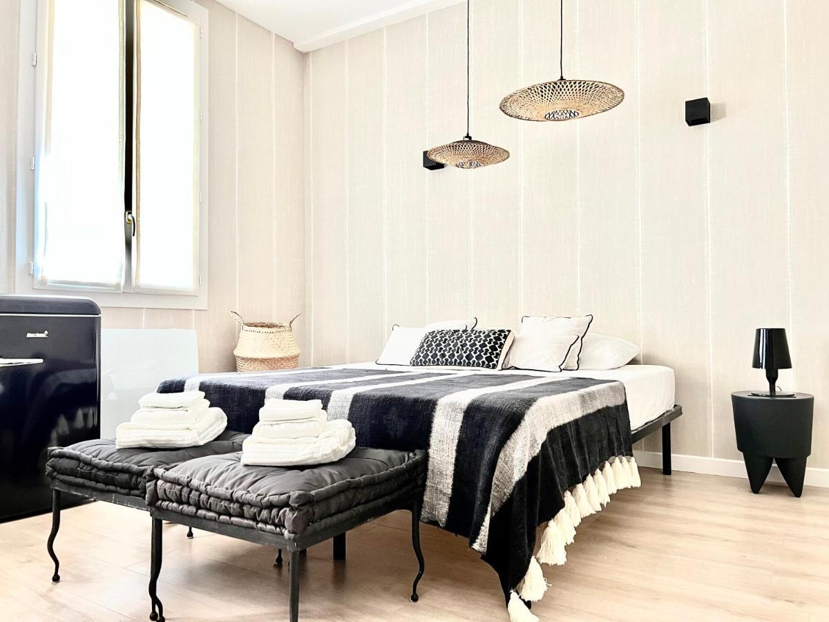 Luxury Decorated Studio, On Trendy Harbor Port Lympia, Close To Old Town, And Tramway Appartamento